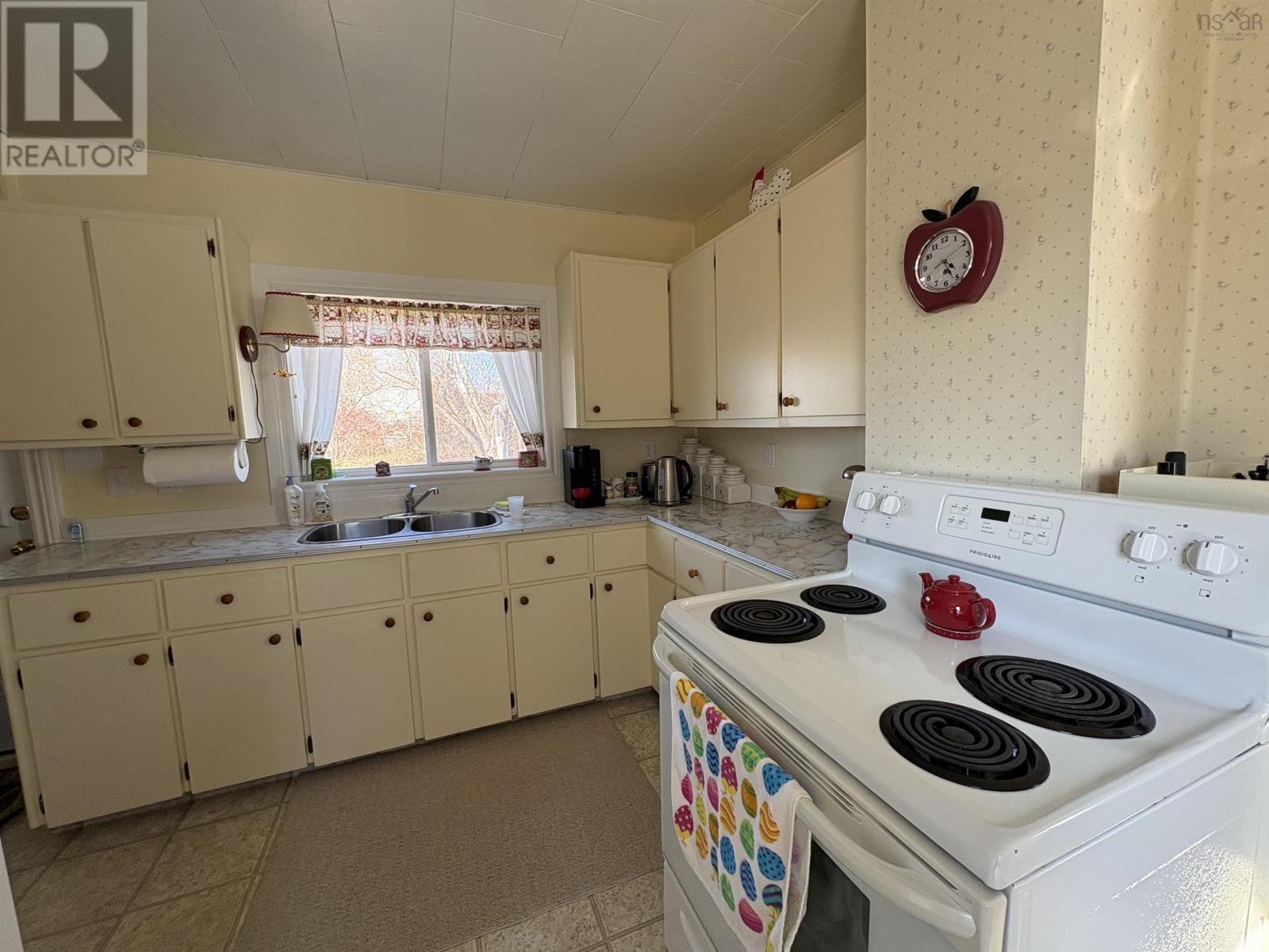 729 Trenton Road, New Glasgow, Nova Scotia  B2H 2M2 - Photo 8 - 202606926