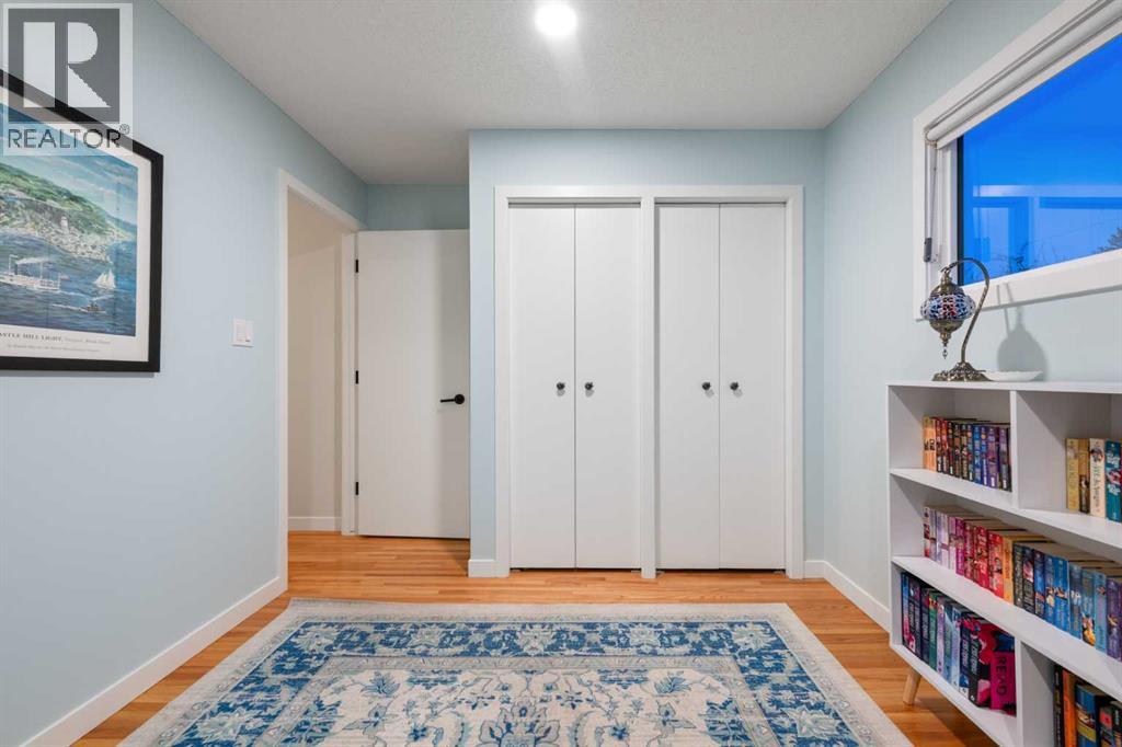 16 Lake Twintree Place Se, Calgary, Alberta  T2J 2X5 - Photo 27 - A2299355