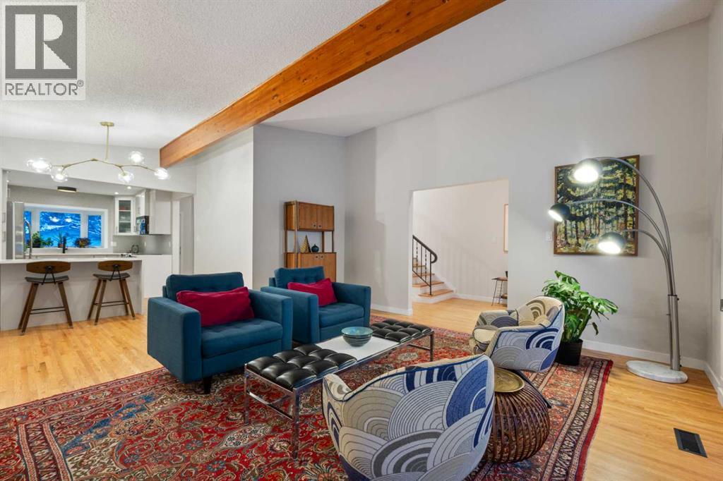 16 Lake Twintree Place Se, Calgary, Alberta  T2J 2X5 - Photo 11 - A2299355