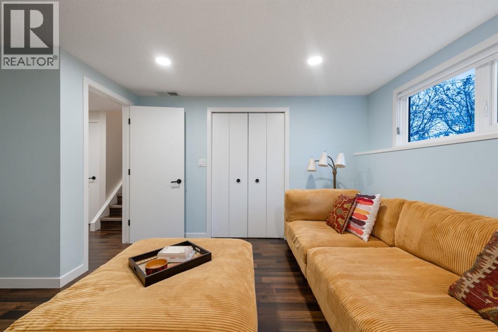 16 Lake Twintree Place Se, Calgary, Alberta  T2J 2X5 - Photo 33 - A2299355