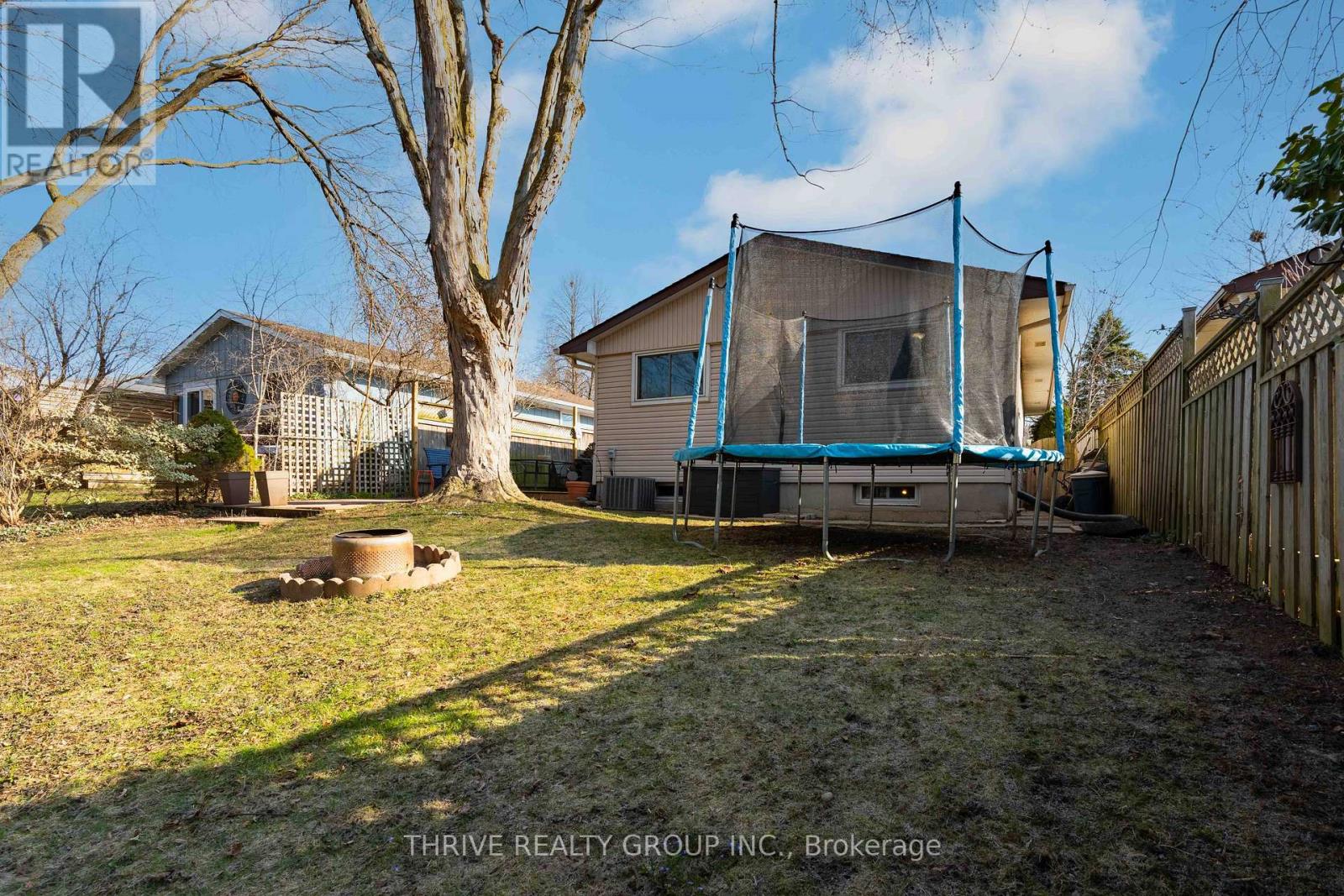 112 Culver Crescent, London East, Ontario  N5V 3G4 - Photo 10 - X12980916