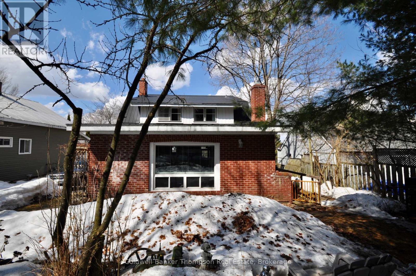 11 Florence Street E, Huntsville, Ontario P1H 1P8 - Photo 26 - X12980976