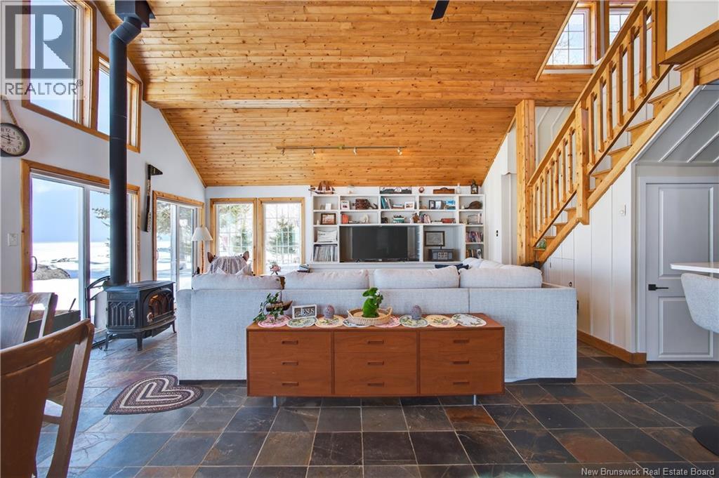 435 East Point Road, Miramichi, New Brunswick  E1N 7A3 - Photo 14 - NB136762