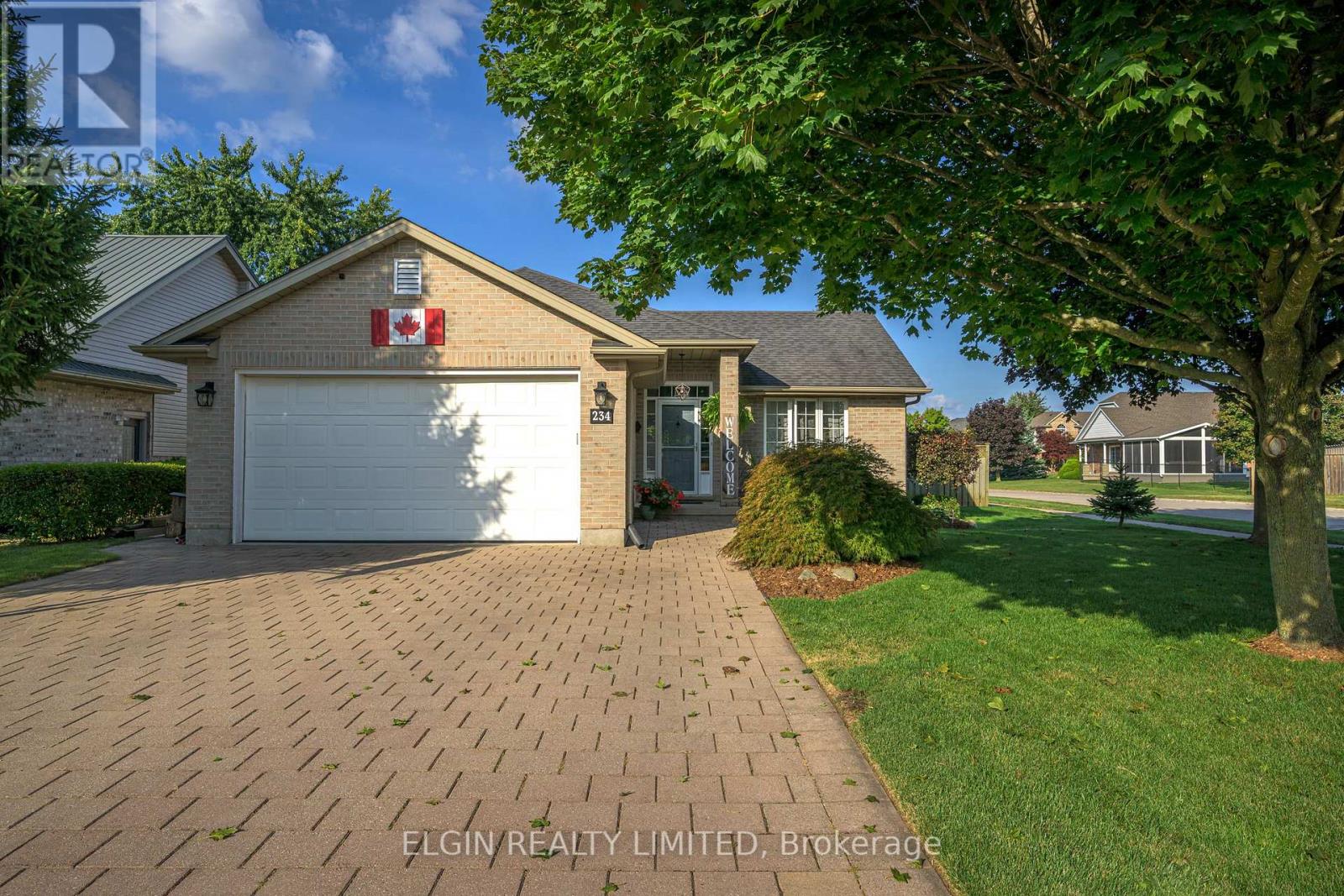 234 Kettle Creek Drive, Central Elgin, Ontario  N0L 1B0 - Photo 4 - X12980930