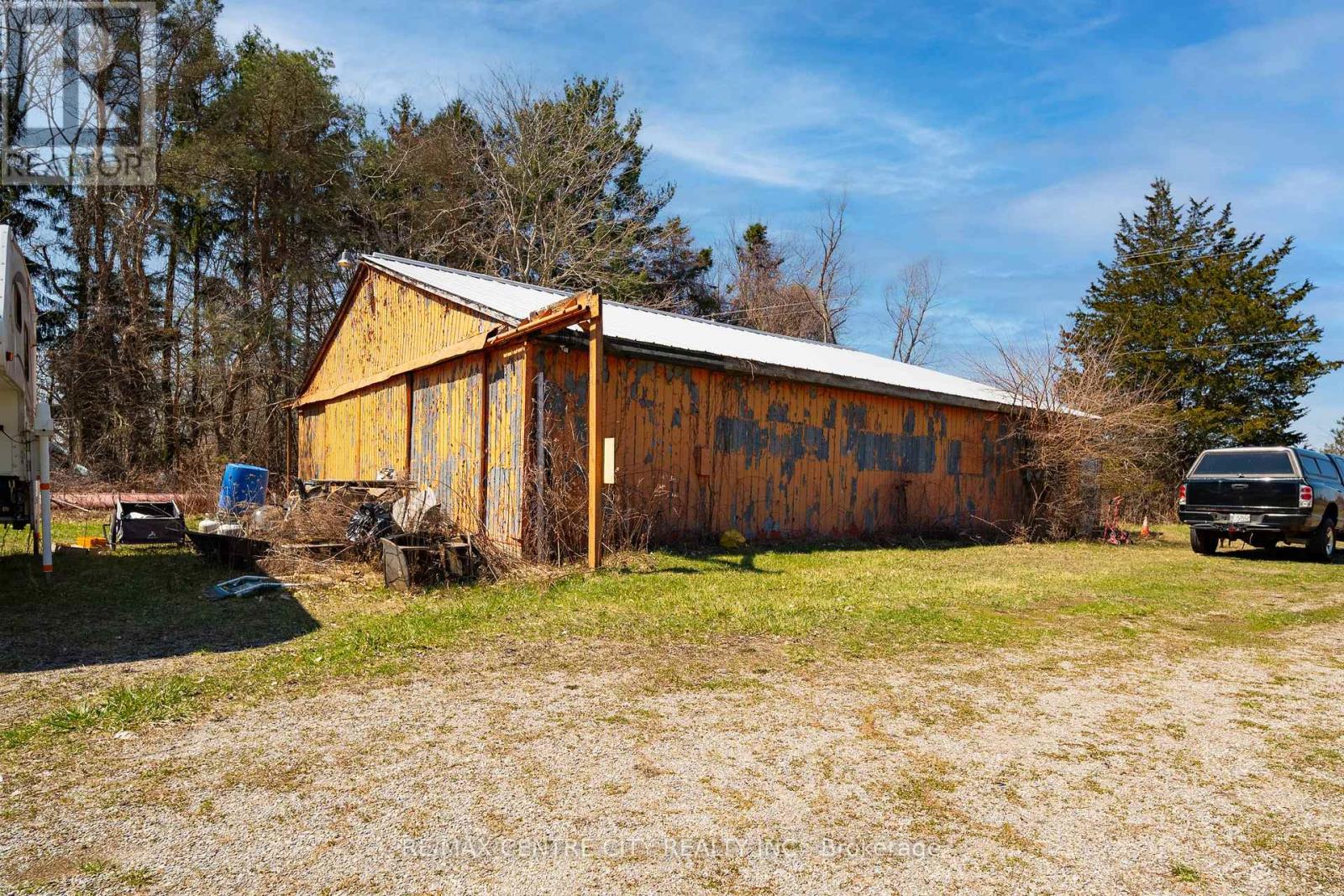 23171 Talbot Line, West Elgin, Ontario  N0L 2C0 - Photo 36 - X12980932