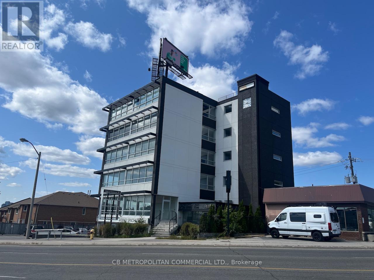 300 - 1880 O'CONNOR DRIVE, Toronto, Ontario