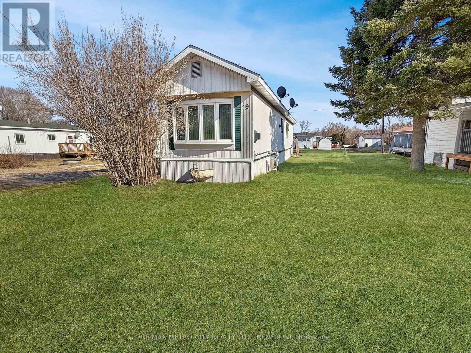 19 MELISSA LANE, Horton, Ontario