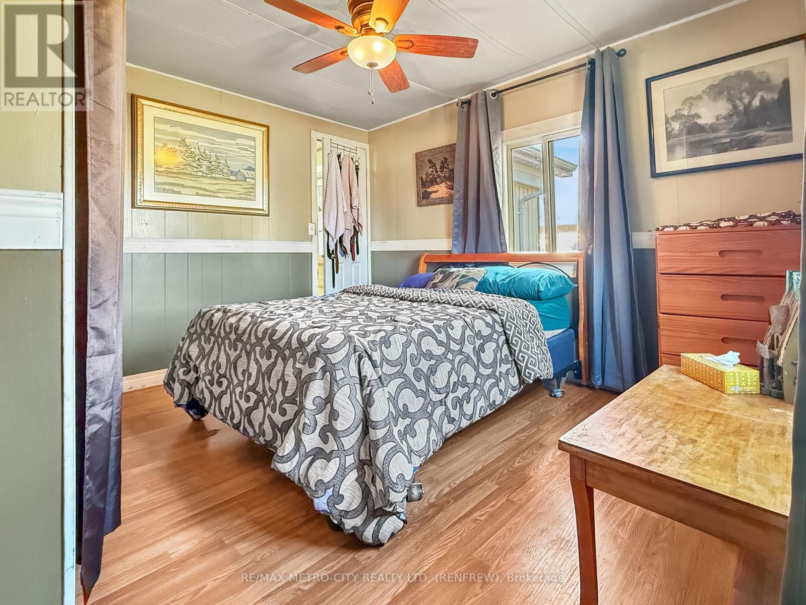 19 Melissa Lane, Horton, Ontario  K7V 3Z4 - Photo 12 - X12980968