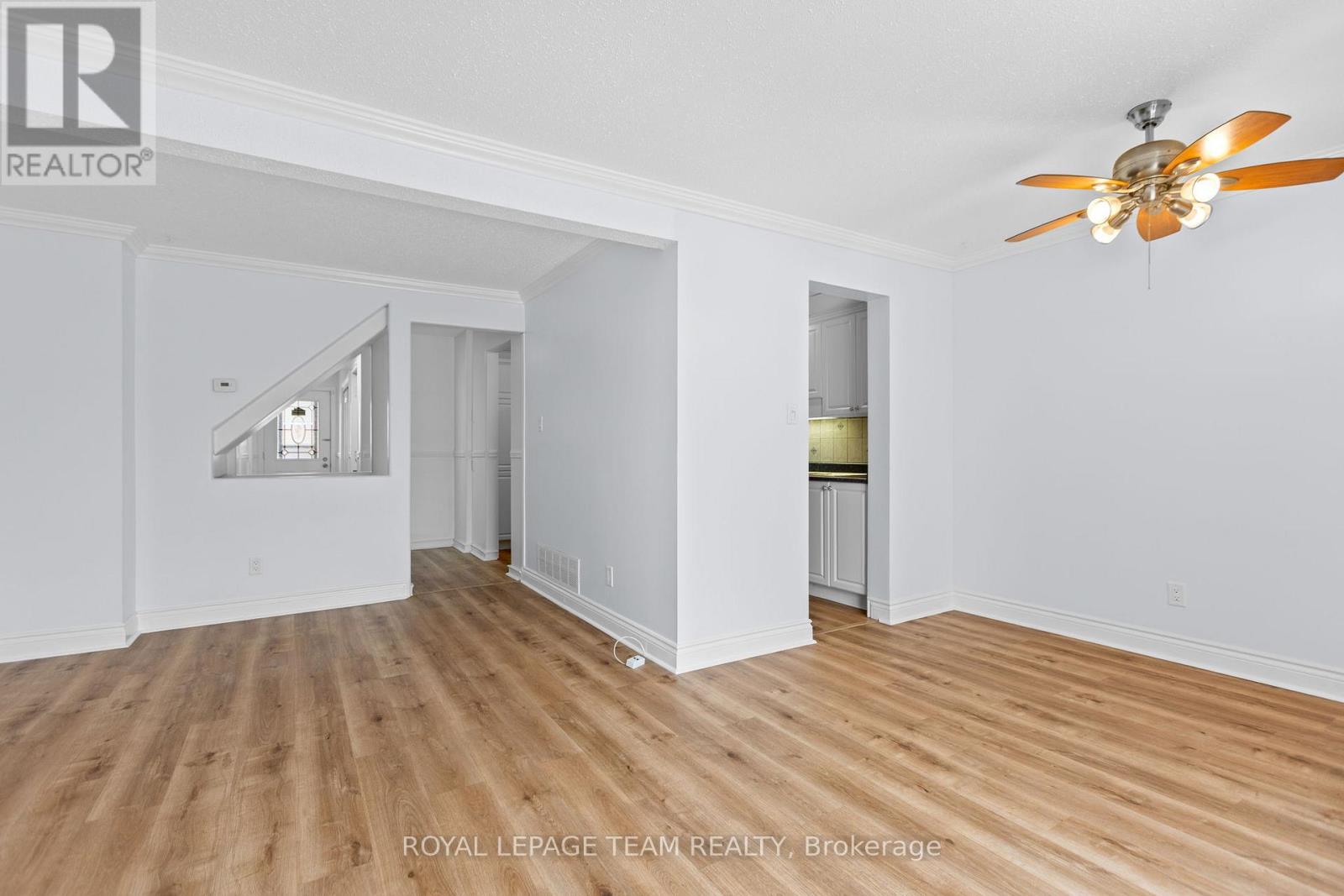 6356 Mary Jane Crescent, Ottawa, Ontario K1C 3C2 - Photo 13 - X12980934