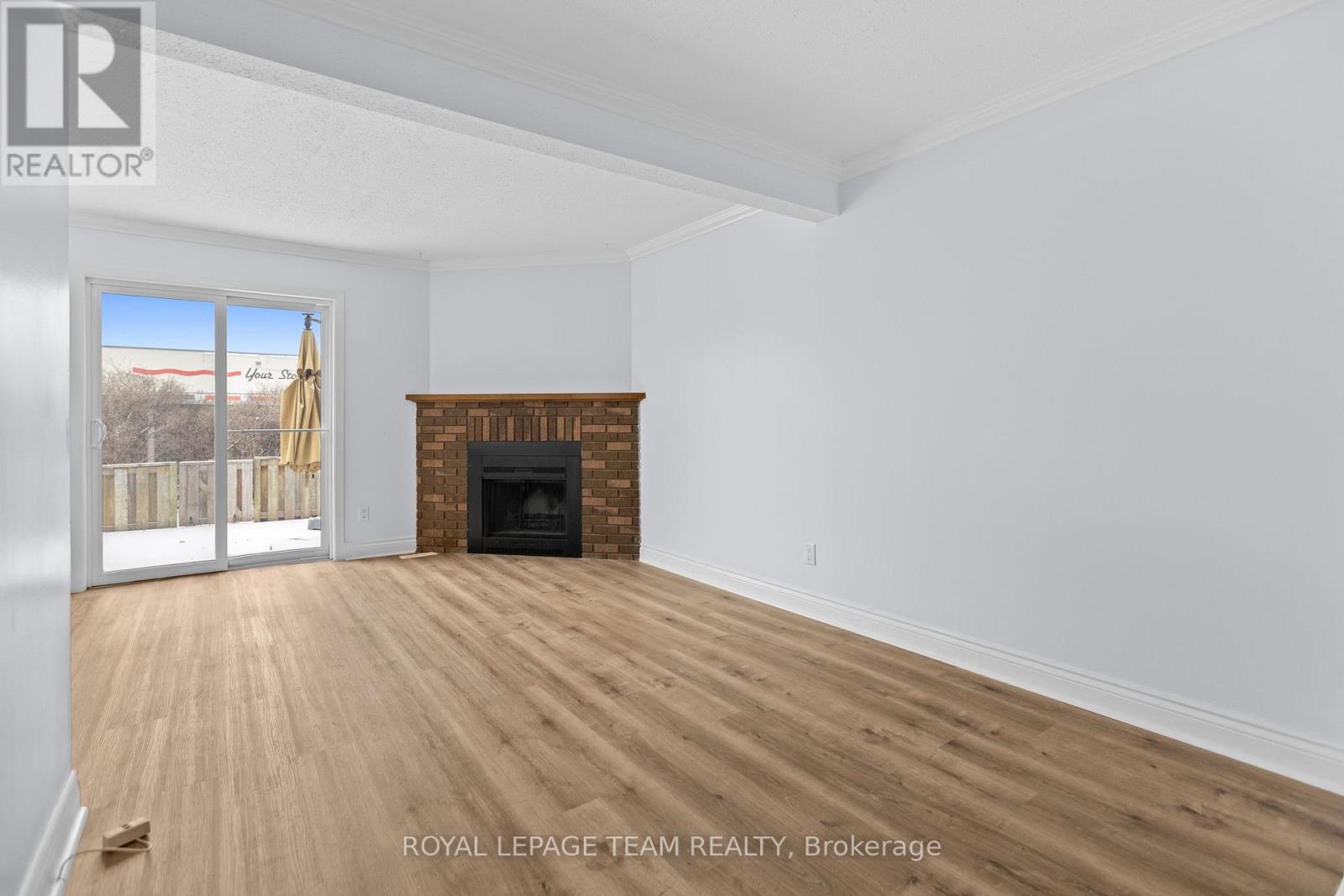 6356 Mary Jane Crescent, Ottawa, Ontario K1C 3C2 - Photo 9 - X12980934