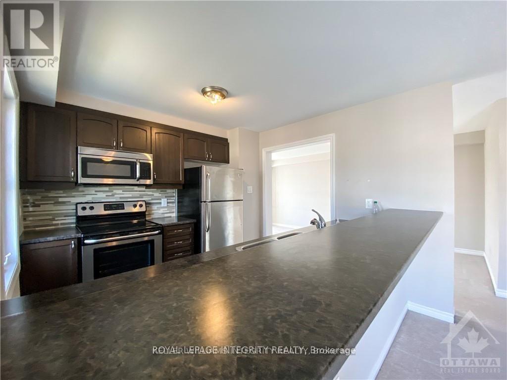 894 Fameflower Street, Ottawa, Ontario  K2J 6H3 - Photo 11 - X12980964