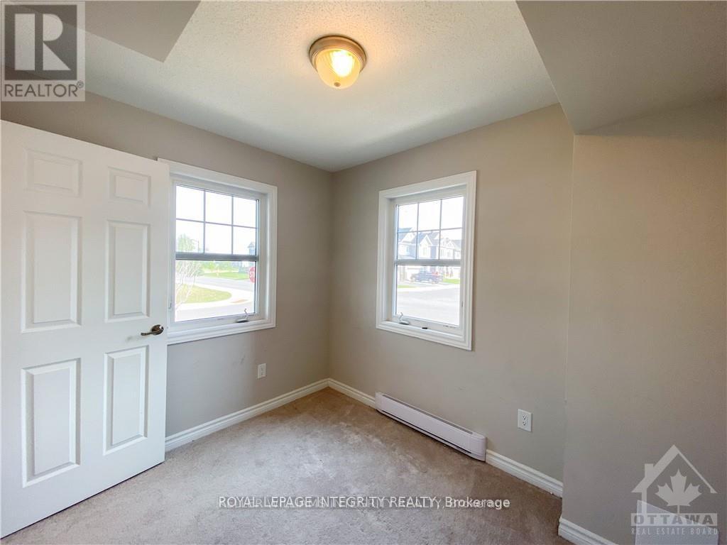 894 Fameflower Street, Ottawa, Ontario  K2J 6H3 - Photo 5 - X12980964