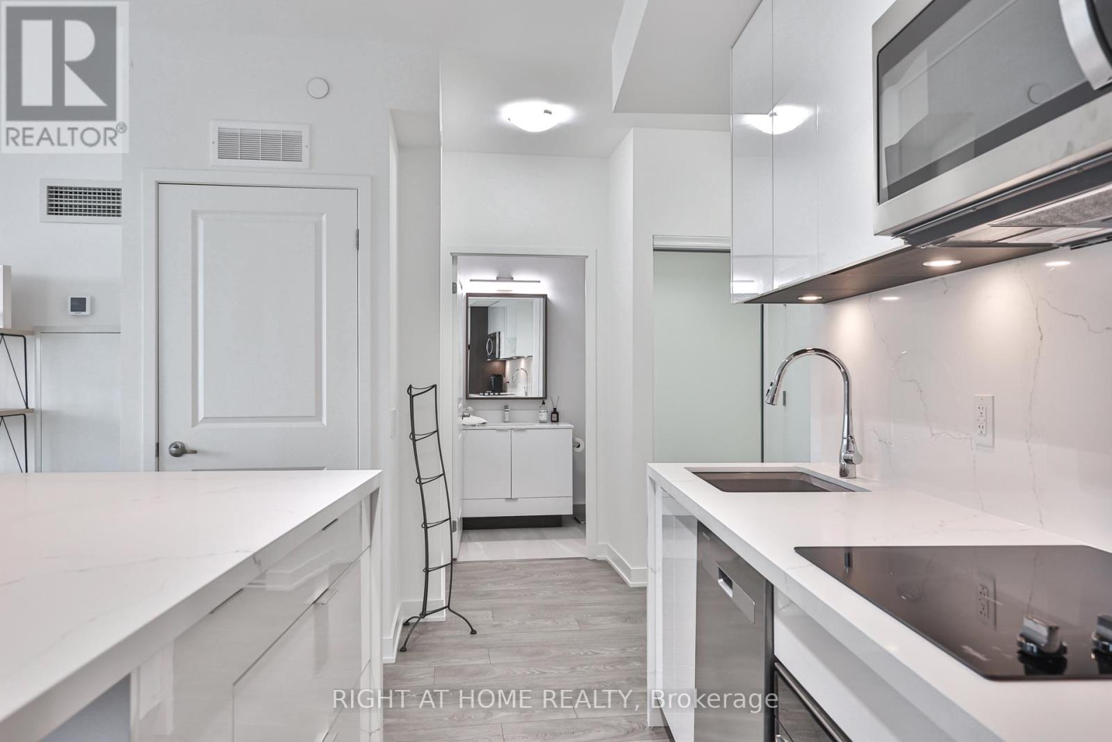 832 - 543 Richmond Street W, Toronto, Ontario  M5V 0W9 - Photo 18 - C12964014