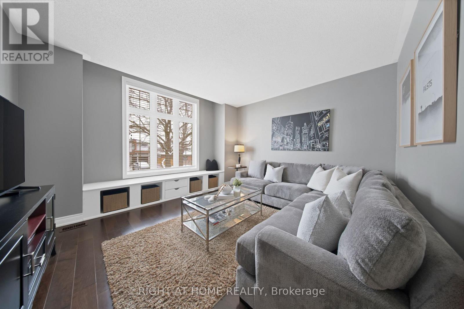 215 Queenslea Avenue, Toronto, Ontario  M9N 3X5 - Photo 25 - W12978102