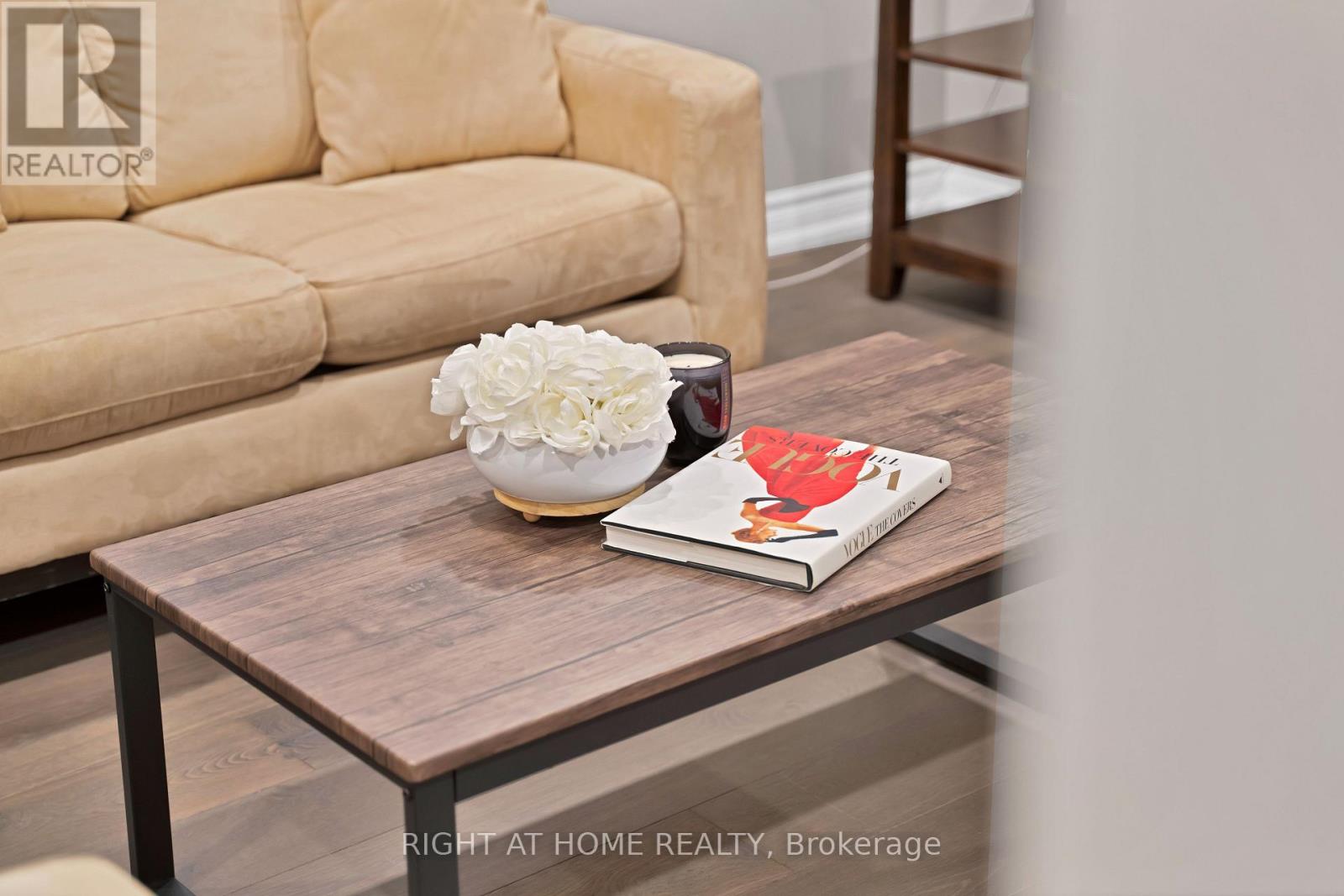 215 Queenslea Avenue, Toronto, Ontario  M9N 3X5 - Photo 41 - W12978102