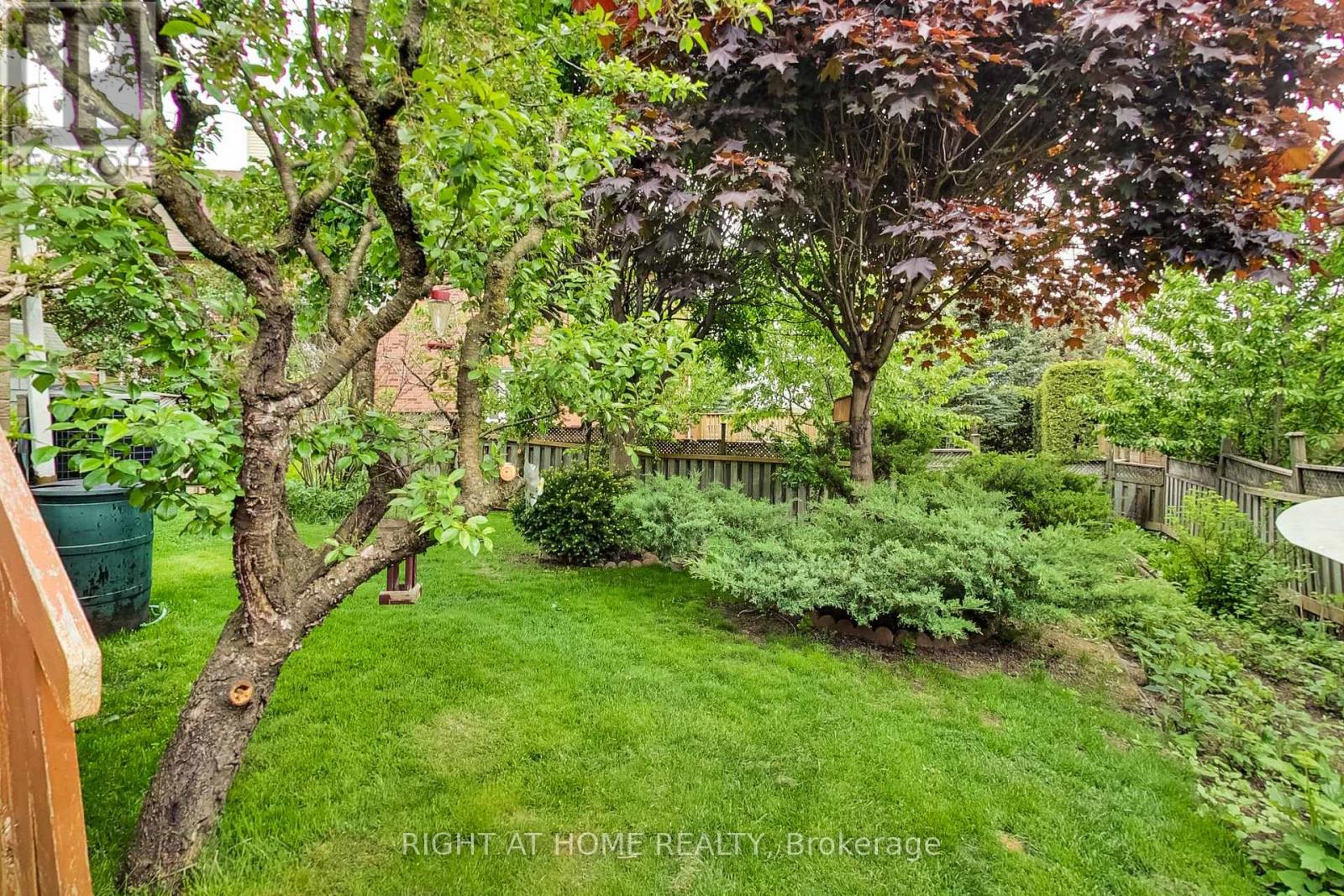 28 Foxtail Ridge, Newmarket, Ontario  L3X 1Z6 - Photo 20 - N12980942