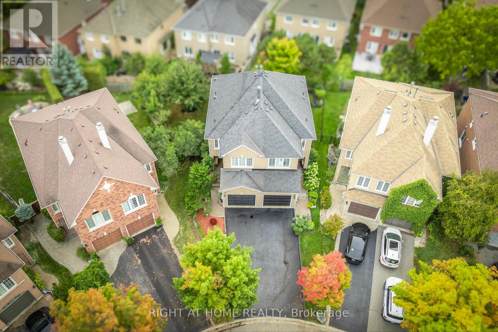 28 Foxtail Ridge, Newmarket, Ontario  L3X 1Z6 - Photo 23 - N12980942