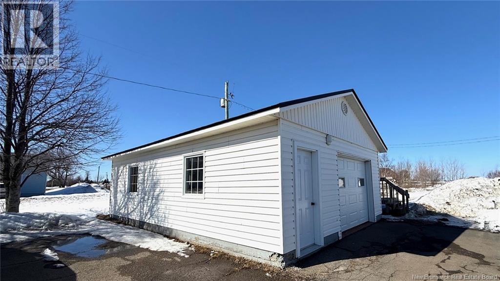 148-150 Boul. J.d. Gauthier, Shippagan, New Brunswick  E8S 2K9 - Photo 11 - NB136806