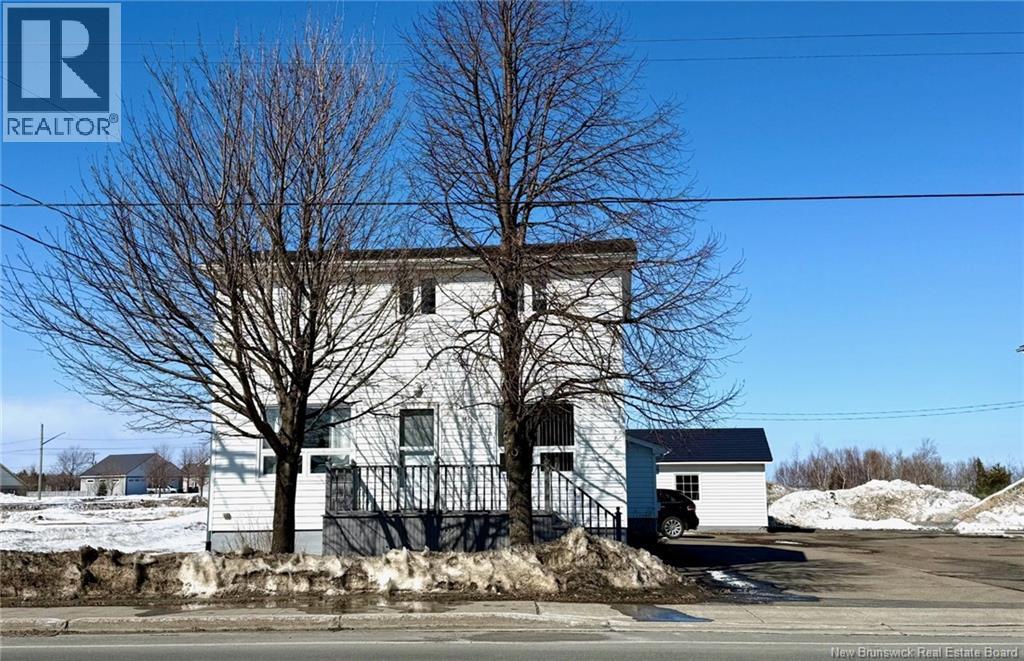 148-150 Boul. J.d. Gauthier, Shippagan, New Brunswick  E8S 2K9 - Photo 4 - NB136806