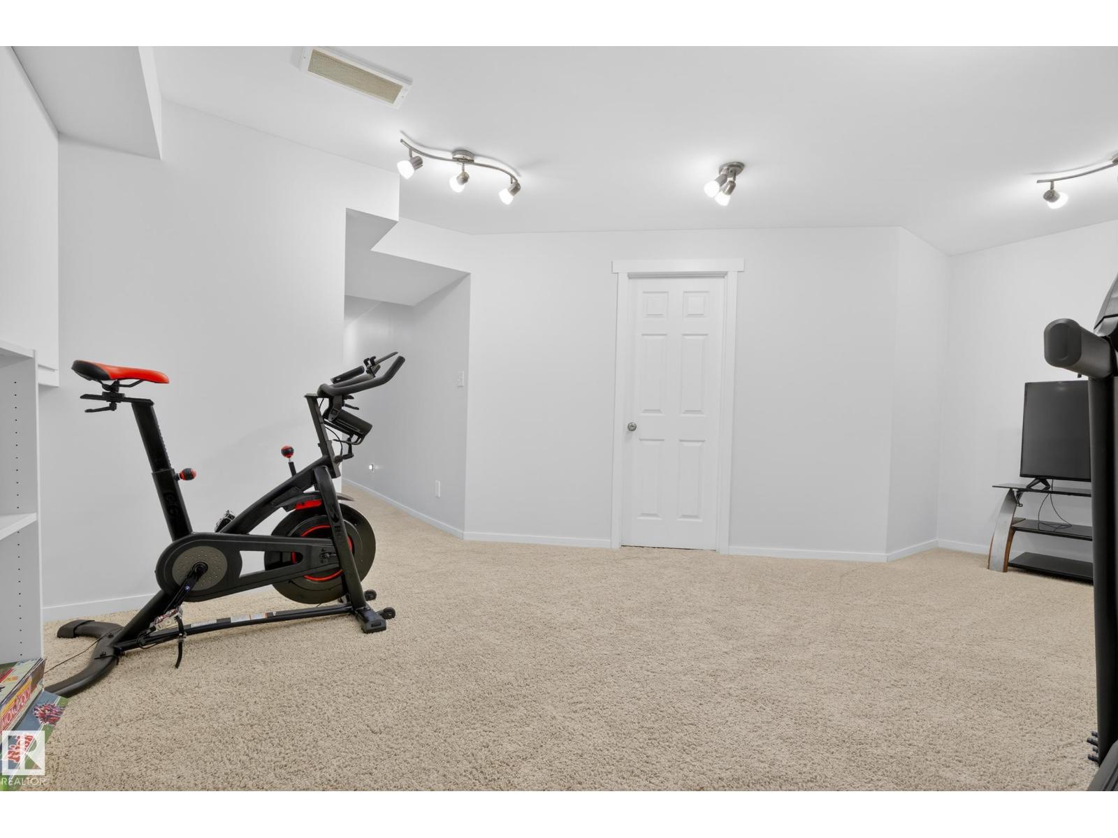 9051 Scott Cr NW, Edmonton, Alberta  T6R 0E7 - Photo 37 - E4479215