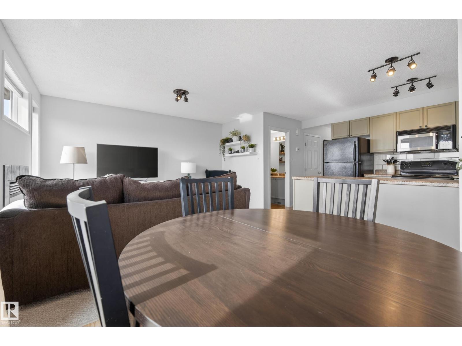 9051 Scott Cr NW, Edmonton, Alberta  T6R 0E7 - Photo 16 - E4479215