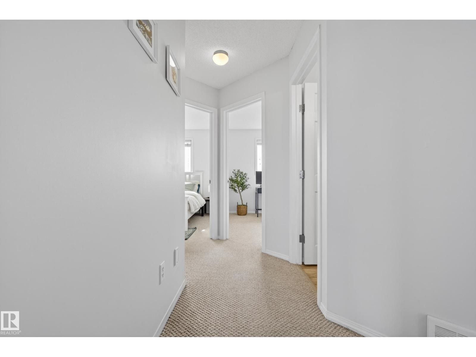 9051 Scott Cr NW, Edmonton, Alberta  T6R 0E7 - Photo 28 - E4479215