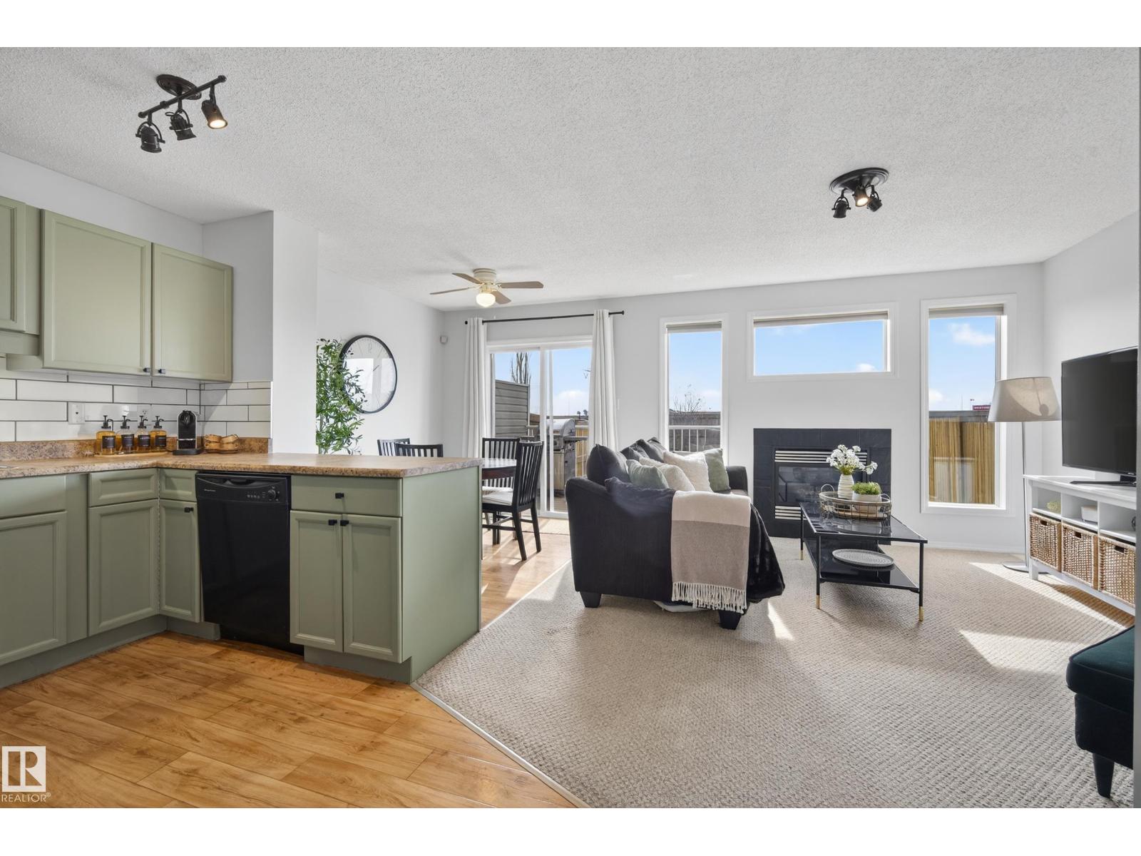 9051 Scott Cr NW, Edmonton, Alberta  T6R 0E7 - Photo 8 - E4479215