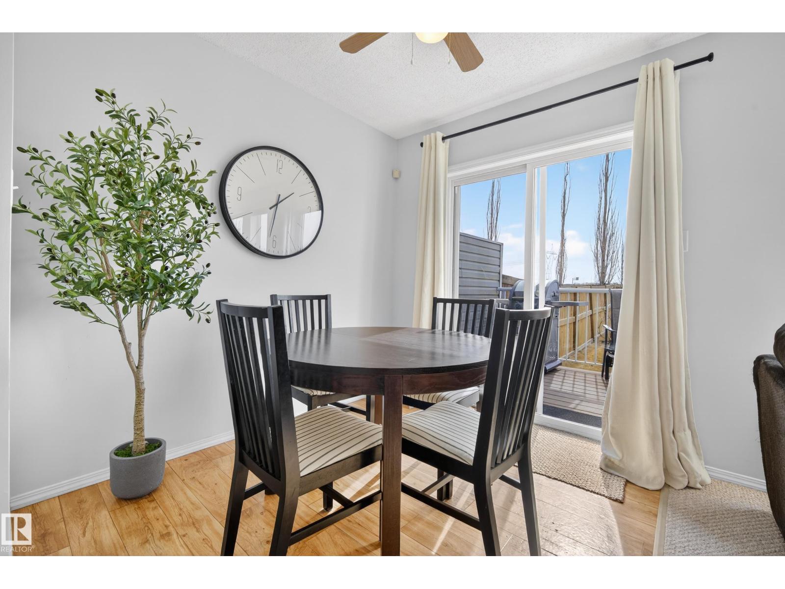 9051 Scott Cr NW, Edmonton, Alberta  T6R 0E7 - Photo 15 - E4479215