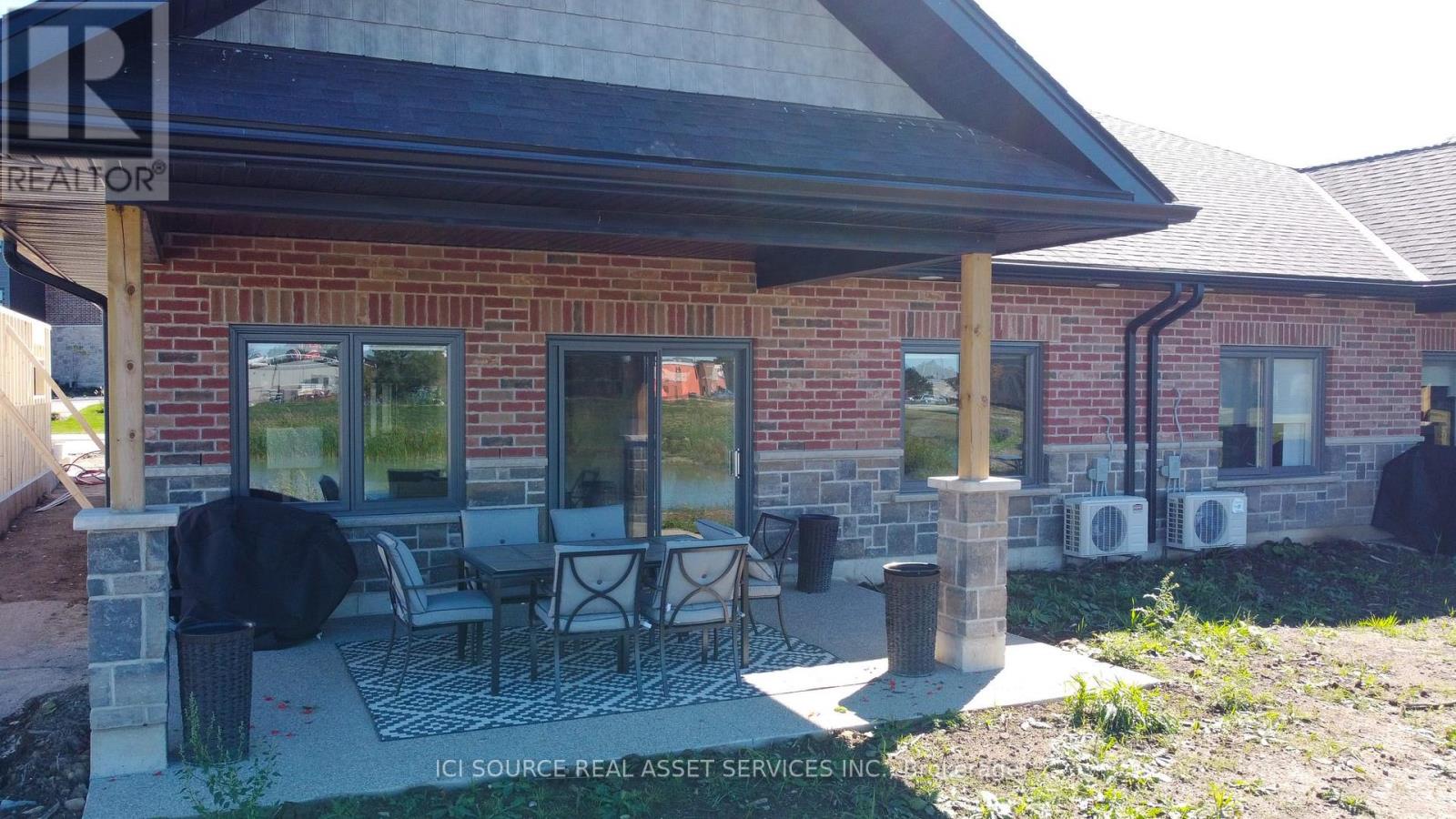 1336 15th Avenue E, Owen Sound, Ontario  N4K 5R9 - Photo 2 - X12980972