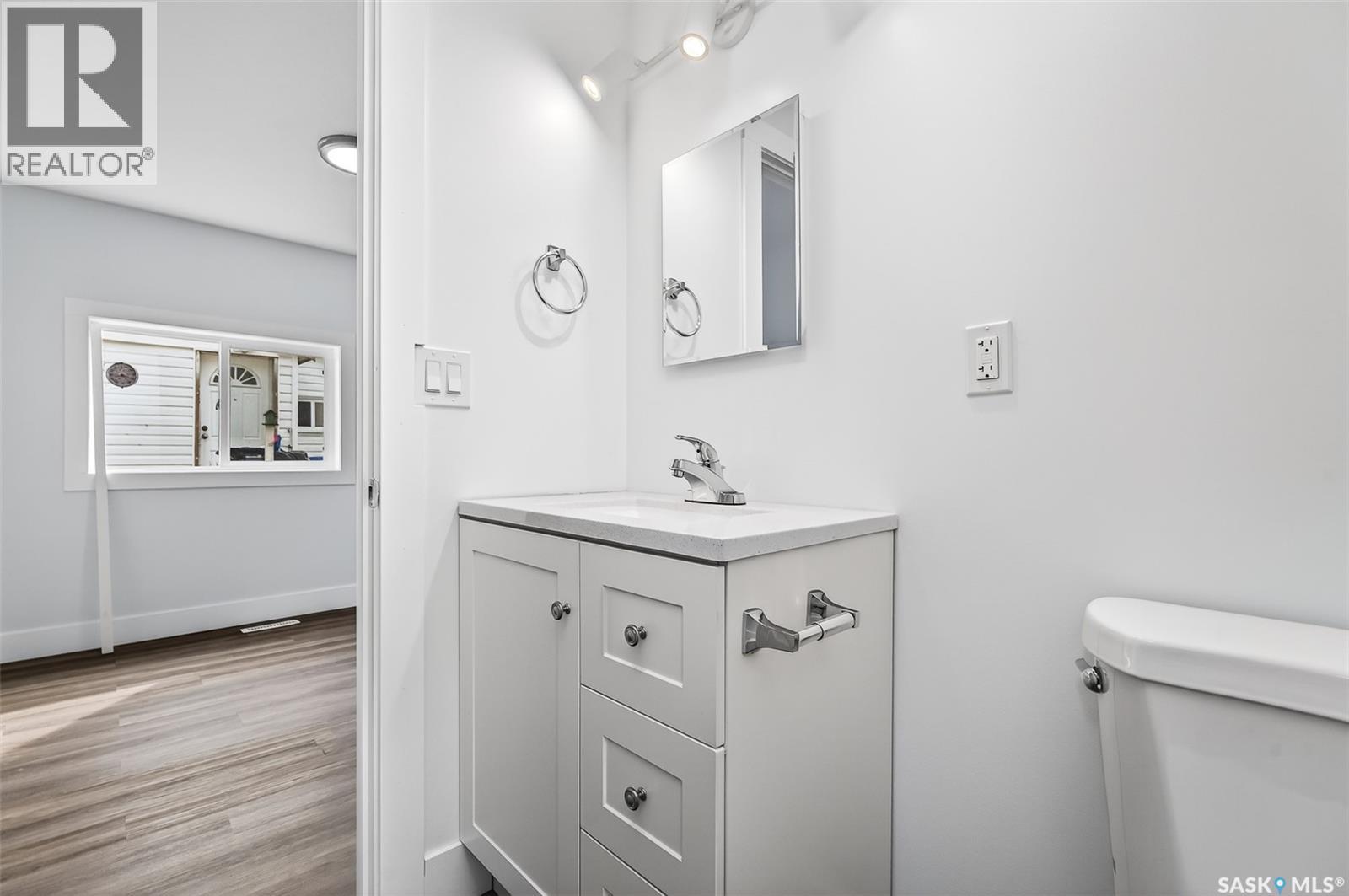 933 Stadacona Street E, Moose Jaw, Saskatchewan  S6H 0K7 - Photo 21 - SK032461