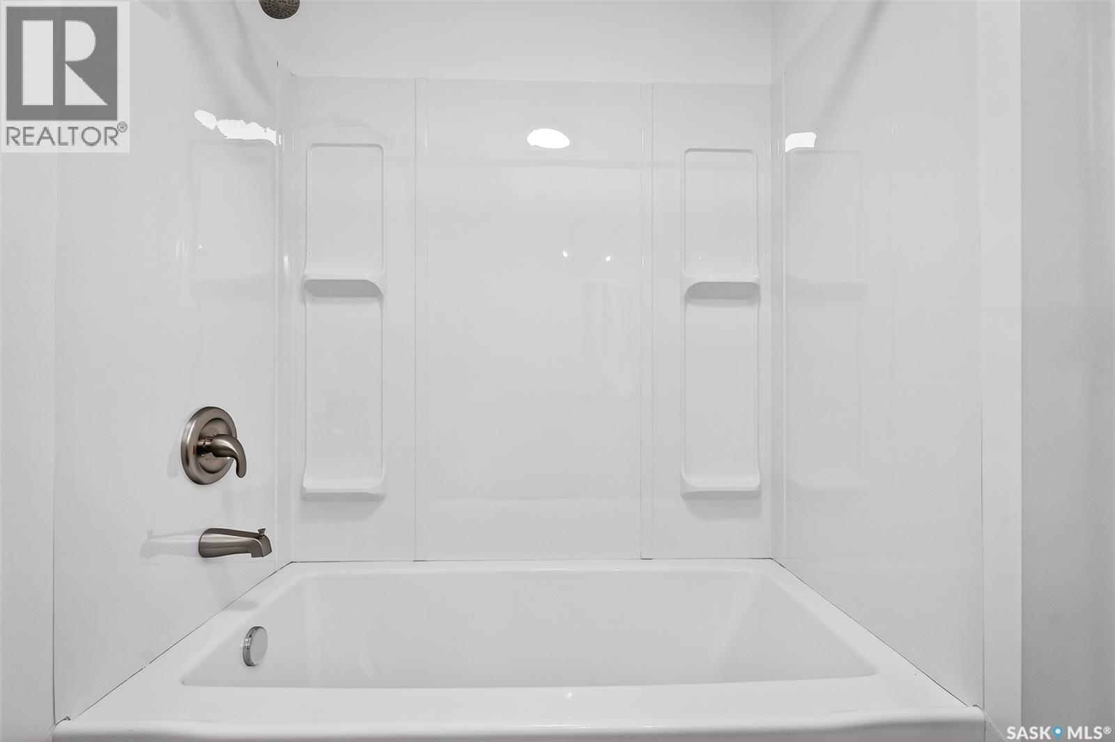 933 Stadacona Street E, Moose Jaw, Saskatchewan  S6H 0K7 - Photo 40 - SK032461