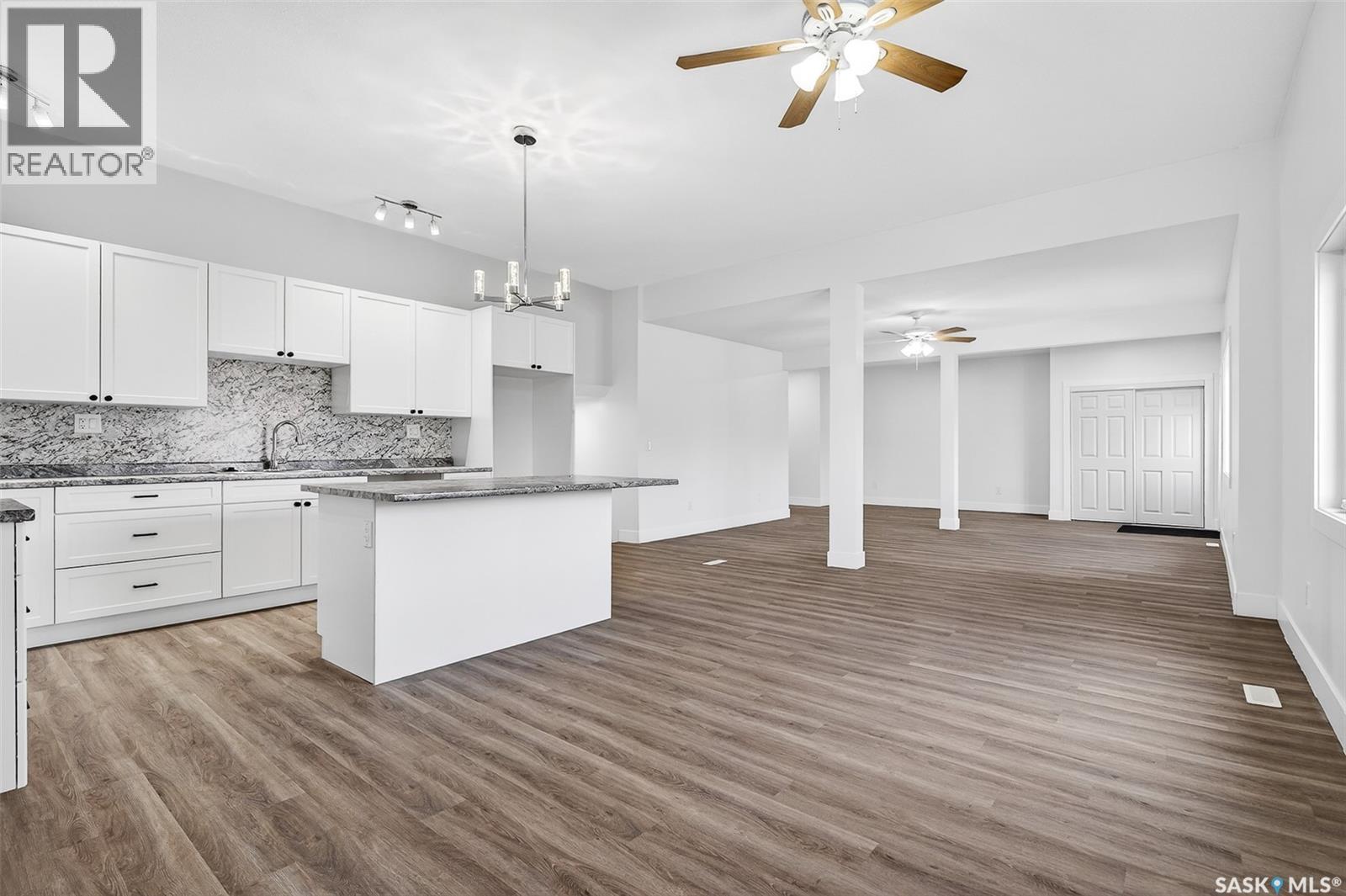 933 Stadacona Street E, Moose Jaw, Saskatchewan  S6H 0K7 - Photo 8 - SK032461