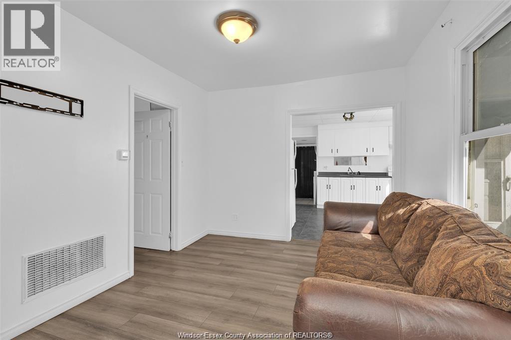 722 Randolph, Windsor, Ontario  N9B 2T8 - Photo 14 - 26007717