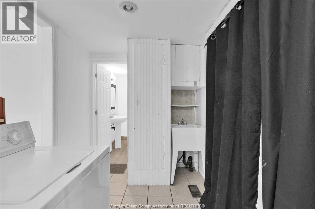 722 Randolph, Windsor, Ontario  N9B 2T8 - Photo 19 - 26007717