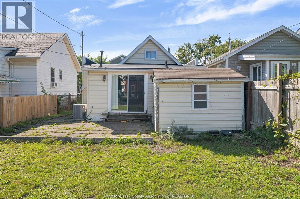 722 Randolph, Windsor, Ontario  N9B 2T8 - Photo 9 - 26007717
