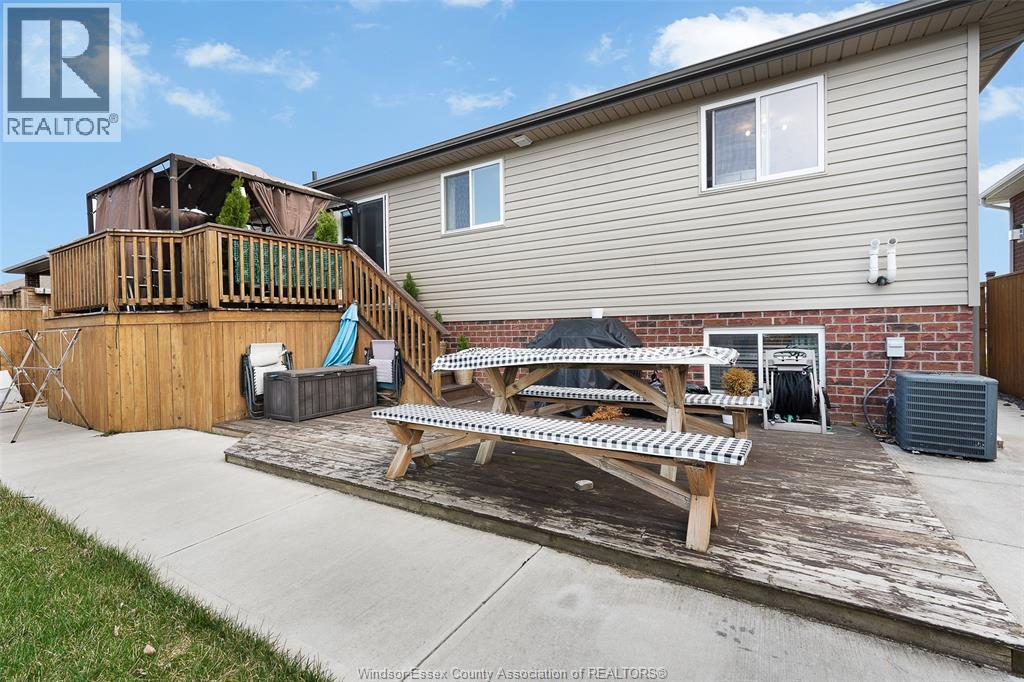 10474 Little River Boulevard, Windsor, Ontario  N8P 0B5 - Photo 10 - 26007715