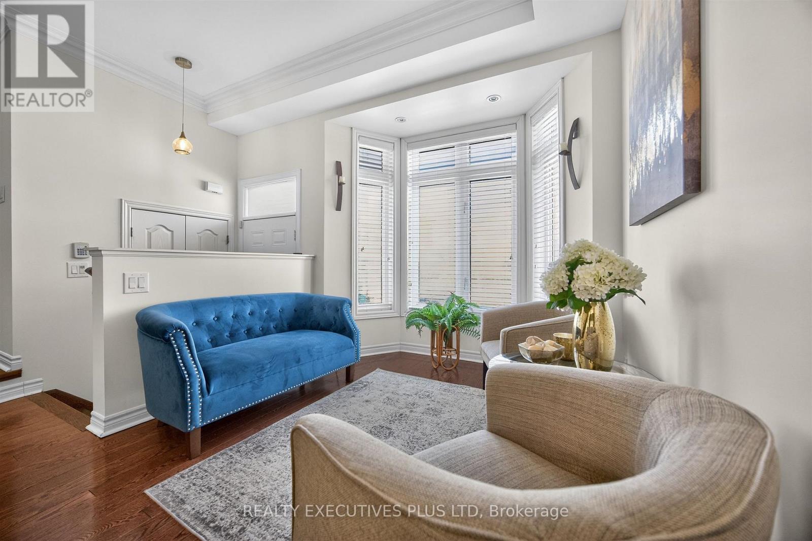 32 Tideswell Boulevard, Toronto, Ontario  M1B 0B5 - Photo 4 - E12974932