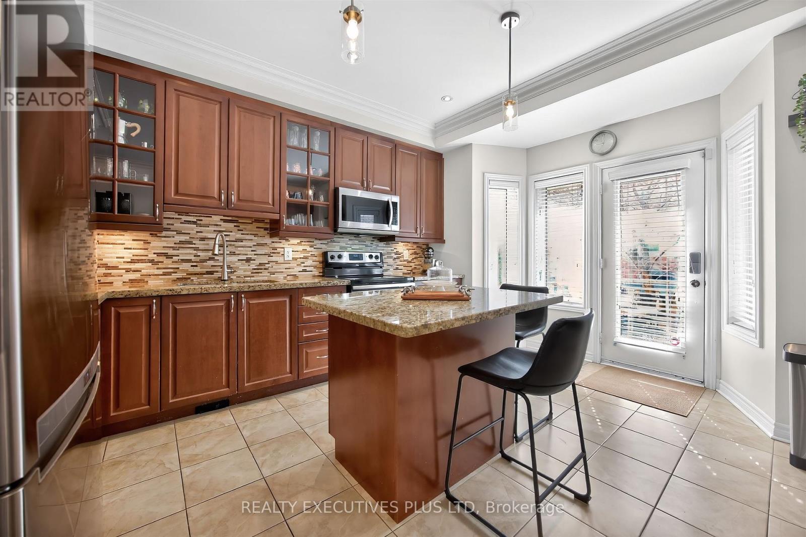 32 Tideswell Boulevard, Toronto, Ontario  M1B 0B5 - Photo 9 - E12974932