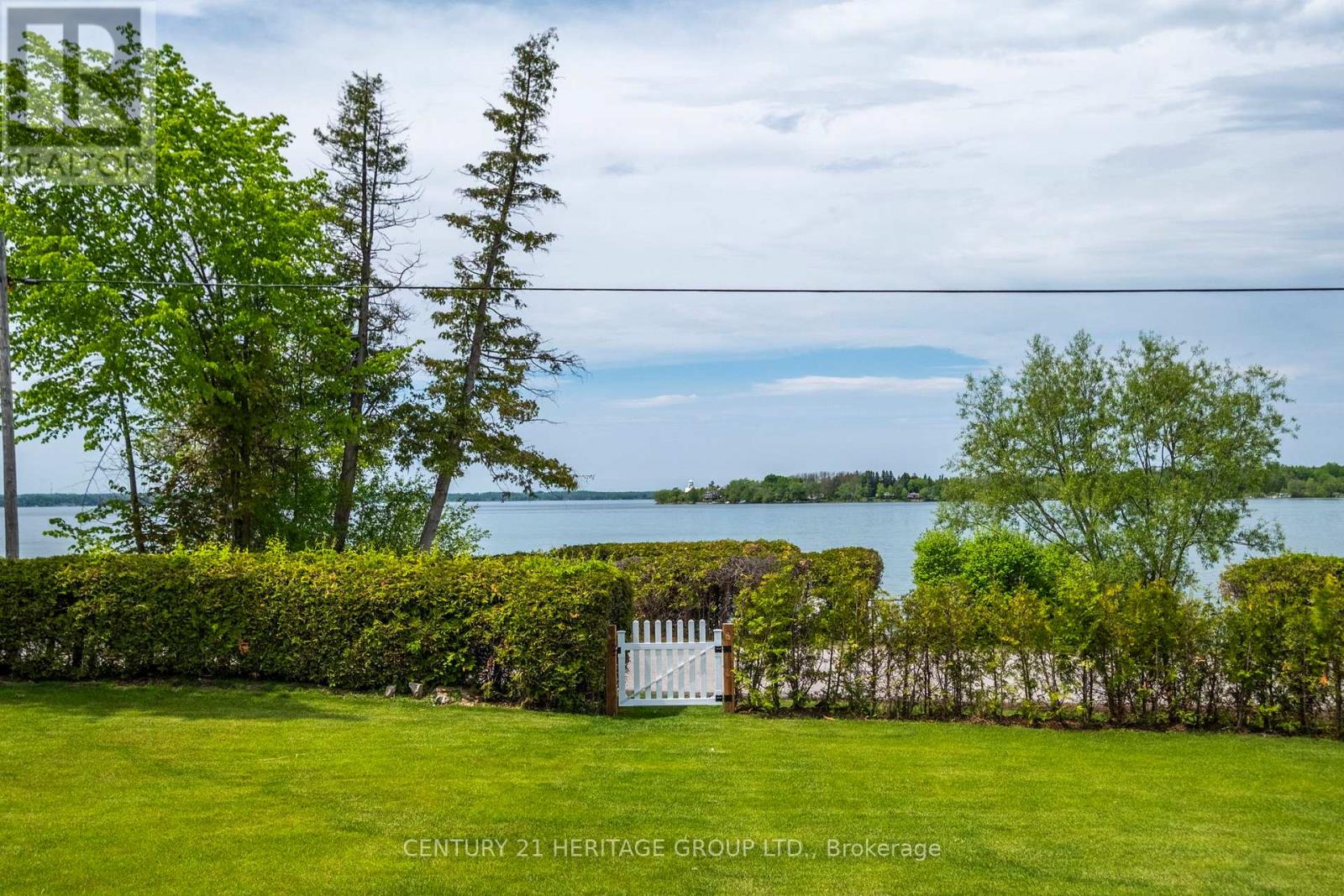 911 Lake Drive N, Georgina, Ontario  L4P 3E9 - Photo 2 - N12884682