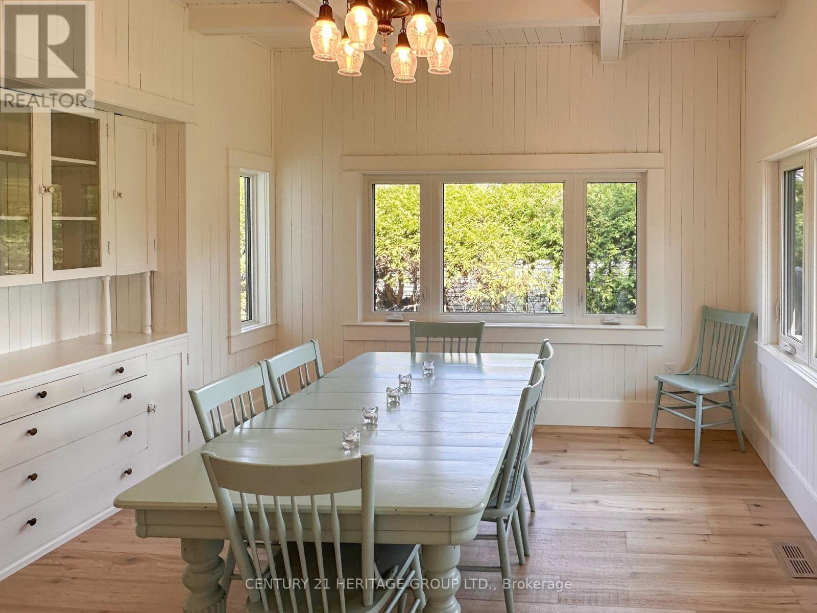 911 Lake Drive N, Georgina, Ontario  L4P 3E9 - Photo 20 - N12884682