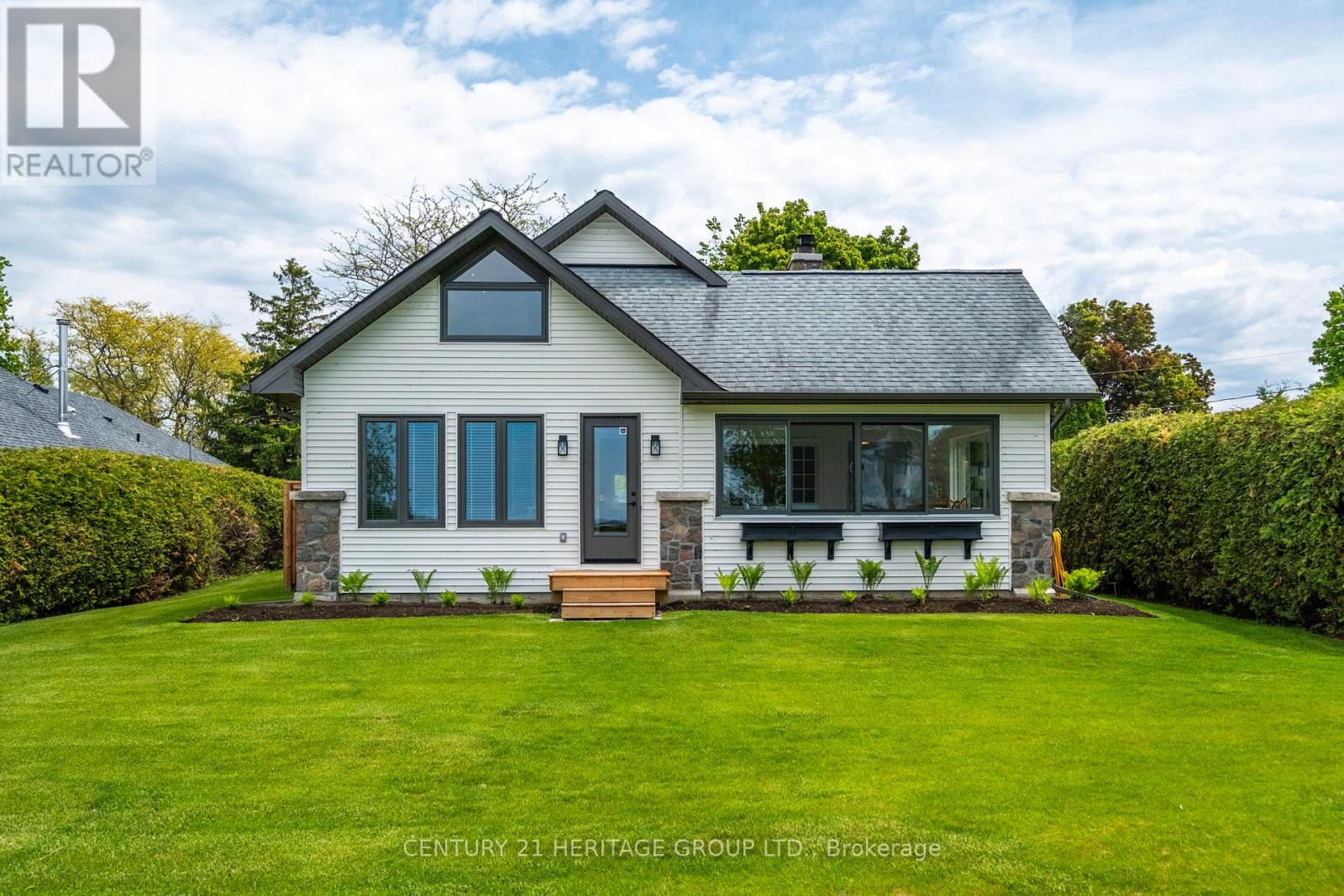 911 Lake Drive N, Georgina, Ontario  L4P 3E9 - Photo 4 - N12884682