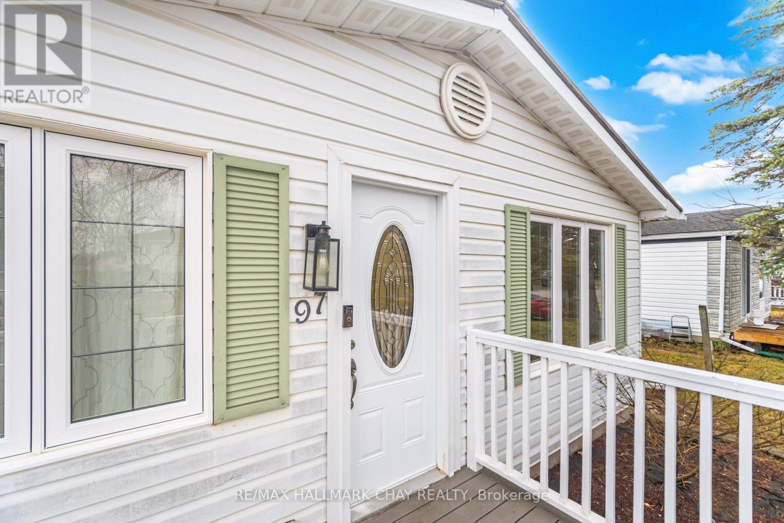 97 Walkem Drive, New Tecumseth, Ontario L0G 1W0 - Photo 6 - N12973696