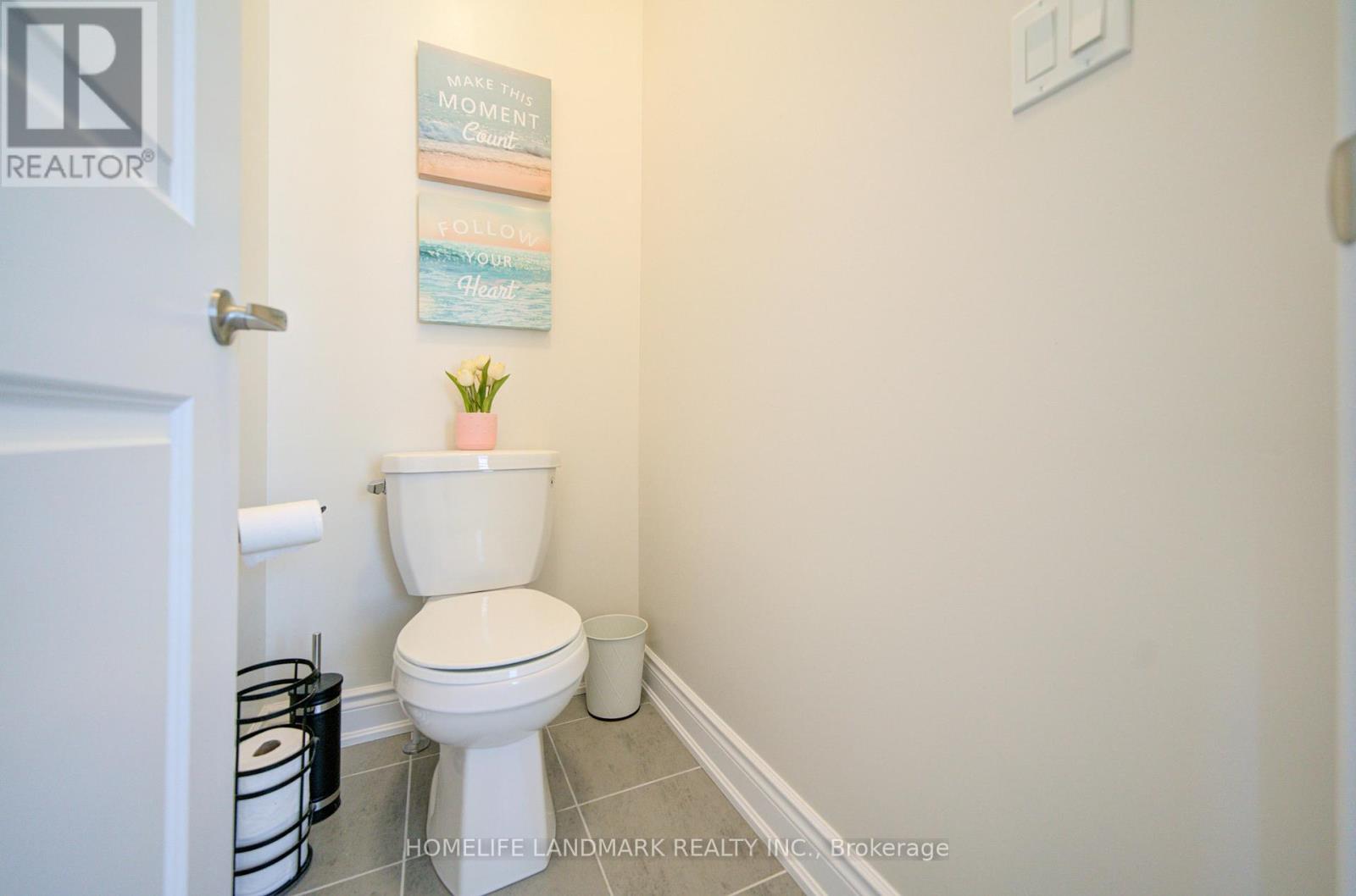 1369 Yellow Rose Circle, Oakville, Ontario  L6M 5L3 - Photo 23 - W12977154