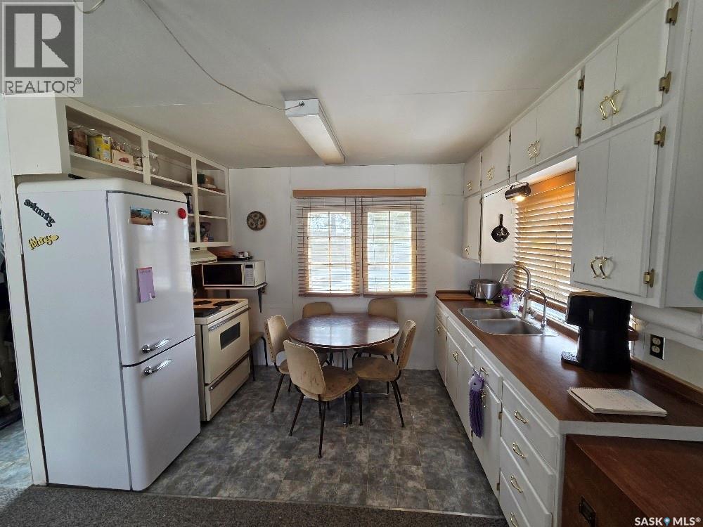 40 Hiawatha Street, Kenosee Lake, Saskatchewan  S0C 2S0 - Photo 9 - SK031992