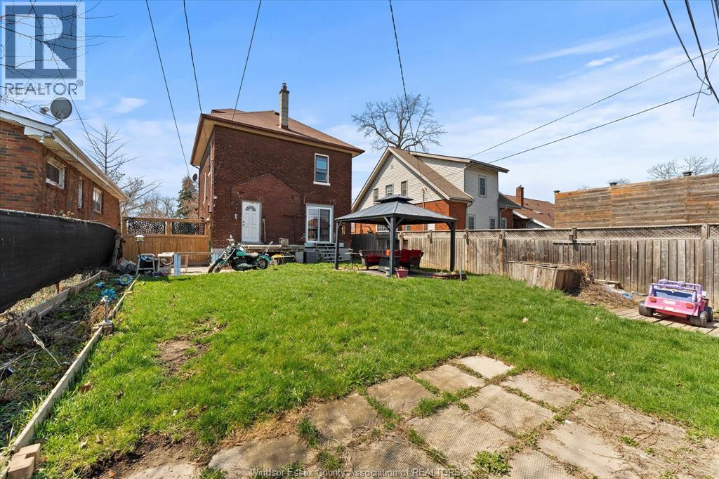 1384 Pillette, Windsor, Ontario N8Y 3B9 - Photo 27 - 26007626