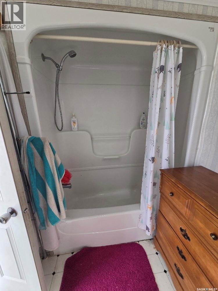 40 Hiawatha Street, Kenosee Lake, Saskatchewan  S0C 2S0 - Photo 22 - SK031992