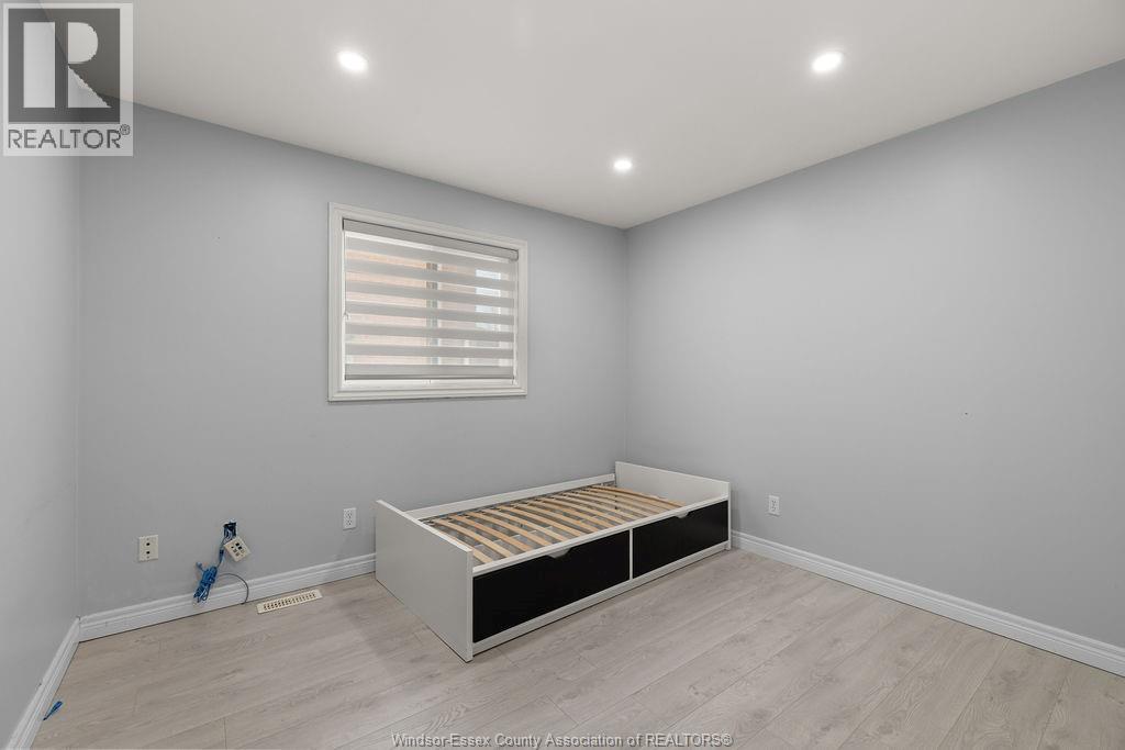 571 Banwell Road, Windsor, Ontario N8P 1J8 - Photo 13 - 26007662