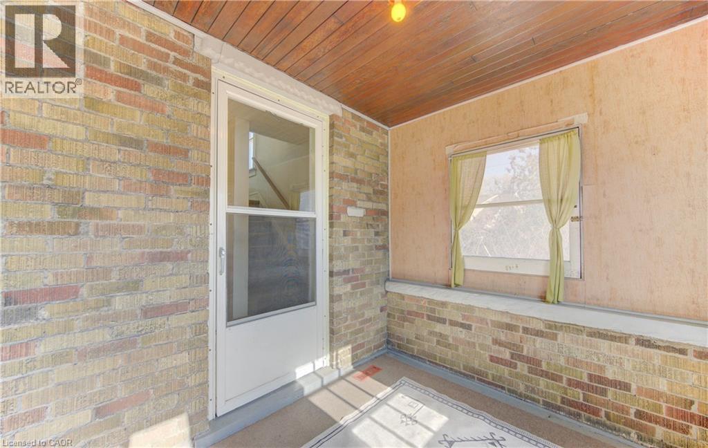 40 Union Street E, Waterloo, Ontario  N2J 1B7 - Photo 6 - 40810425