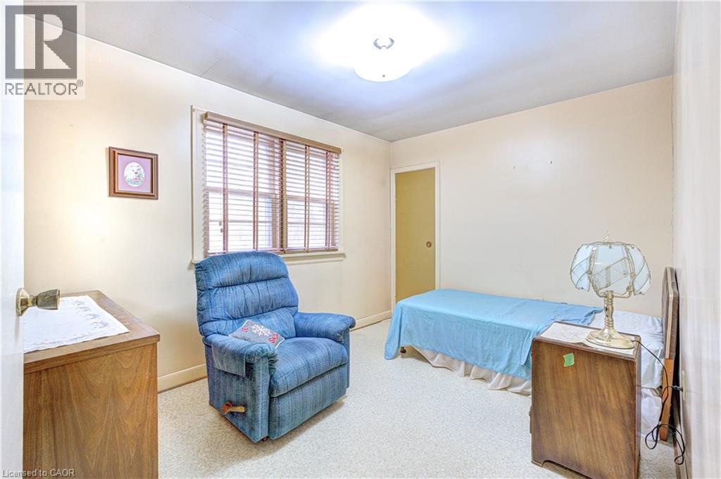 21 Dixon Road, Etobicoke, Ontario  M9P 2K9 - Photo 8 - 40812315