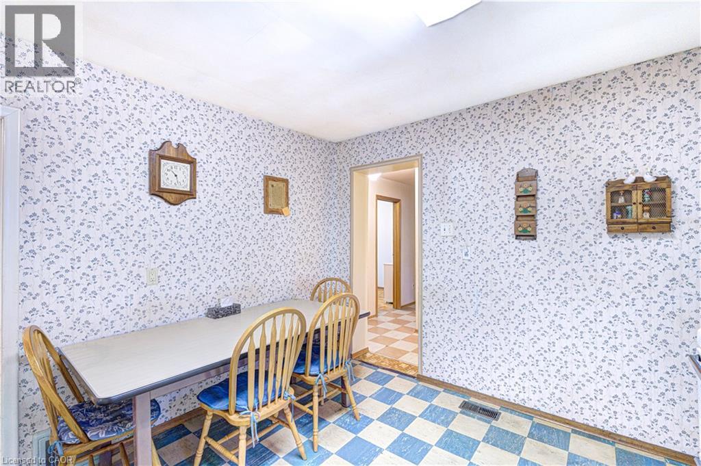 21 Dixon Road, Etobicoke, Ontario  M9P 2K9 - Photo 11 - 40812315